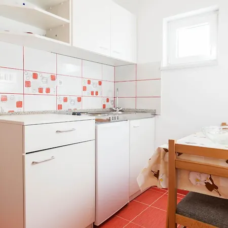 Apartment Cozy In Zadar With Sea And Mountain Views