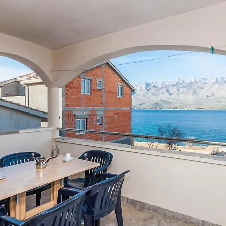 Cozy In Zadar With Sea And Mountain Views Apartment Vinjerac