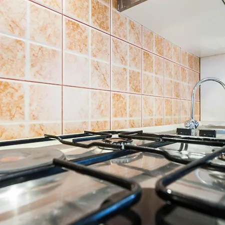 Cozy In Zadar With Sea And Mountain Views Apartment Vinjerac